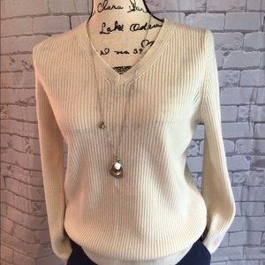 Talbots Cashmere V Neck sweater. Sz M